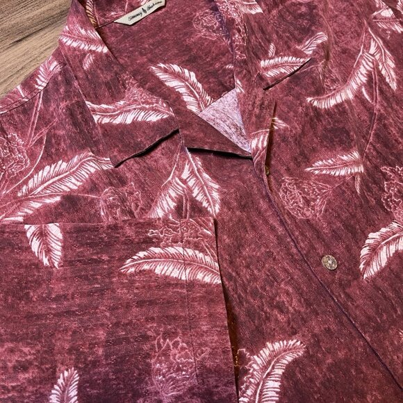 Tommy Bahama Shirt Mens Large Silk Wool Blend Hawaiian Button Up Red Short Slv - Picture 1 of 5